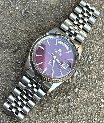 Reloj Ricoh President Vintage Automático Borgoña Esfera Cereza Para Hombre Japón Foto 1 de 4