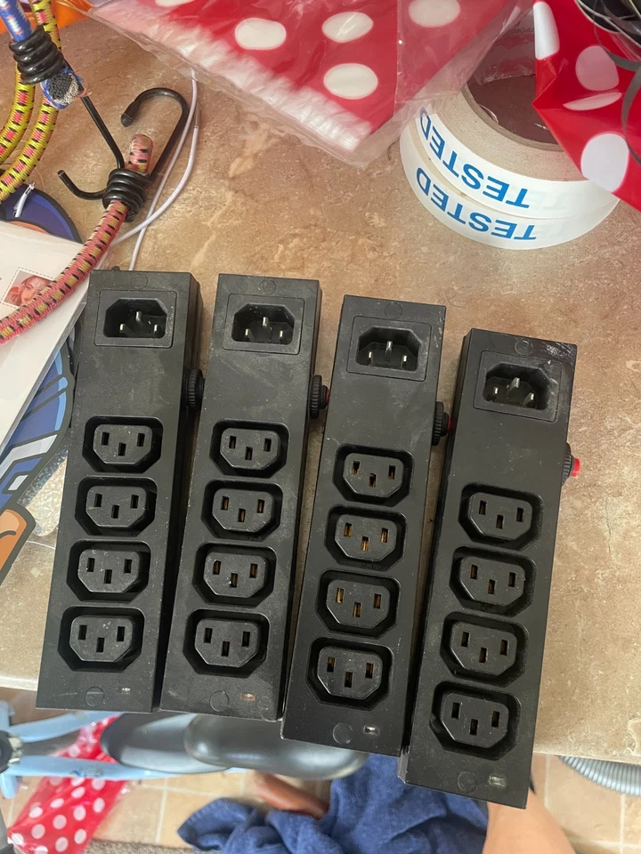 IEC 10A 250V C14 4 Way Power Distributor Unit with Overload Switch - Image 1 of 2