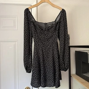 REFORMATION Minikleid schwarz-weiß gepunktet Viskose Viskose lang Puffärmel - Bild 1 von 8