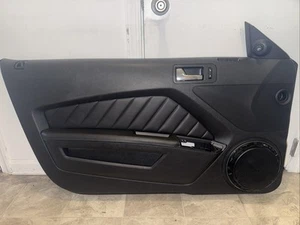 10-14 Mustang GT Shaker Black Driver Side Door Panel Left LH - Picture 1 of 12