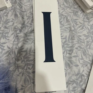 Original Apple Watch Silicon Solo Loop 41 mm tamaño 2 Watch 4 5 6 7 8 SE azul abismo - Imagen 1 de 6