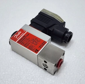 Danfoss MBS5100 060N1076 Pressure Transmitter 0-6 bar MBS 5100-1811-2CB04 - Picture 1 of 7