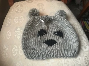 LADIES GREY WOOLLEN WINTER BOBBLE HAT NEW ONE SIZE - Picture 1 of 2