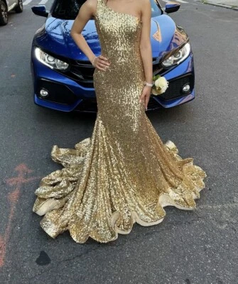 Выпускное платье - Изображение 1 из 4