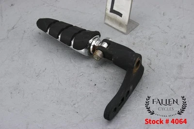 Harley Dyna Wide Glide 2003 clavija delantera izquierda para el conductor + soporte de montaje delantero Foto 1 de 4