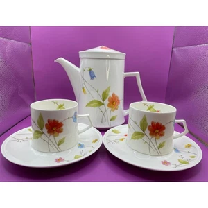 VTG Dainty Mikasa "JUST FLOWERS" Bone China Set of (2) Two Cups Saucers 1 teapot - Picture 1 of 19