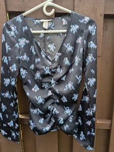 H&M Black Floral Women's Satin Feel Blouse Top Size XS Ruched Long Sleeve Shirt - Bild 1 von 10