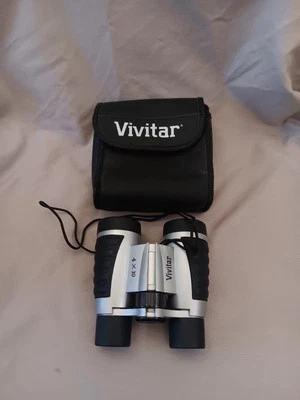 Vivitar Binoculars 4 x 30 with Strap, Carrying Pouch - Image 1 of 4