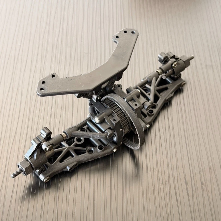 HPI Super Nitro RS4 REAR Lower Control Arms With Bulk Head And Upper Turnbuckle - Image 1 of 1