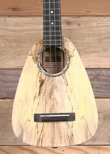 Romero Creations Tiny Tenor Spalted Mango Ukulele Natur mit Koffer & Elektronik - Bild 1 von 9