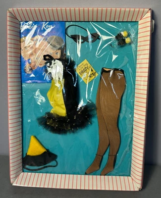 #944 Mattel Barbie Masquerade 1963 traje muñeca Barbie vintage en caja original Foto 1 de 4