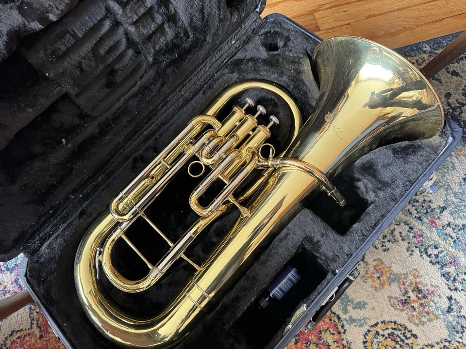 JUPITER CXL CE-40 BARITONE Horn Hard Case - Image 1 of 4