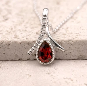 Collar colgante único de plata esterlina 925 con piedras preciosas granate rojo lágrima para dama - Imagen 1 de 5