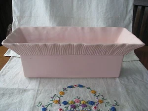 Vintage 1955 Pink California Pottery Planter Dish 1200 Rectangular Ruffle Top EC - Picture 1 of 8
