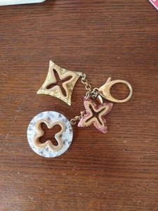Louis Vuitton Bijoux Sac Fleur de Bag Charm Key Holder Yellow Used - Picture 1 of 12