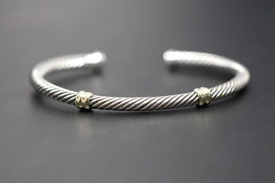 Brazalete David Yurman de plata de ley y 18k dos estaciones 4 mm con cable 17,7 g Foto 1 de 4