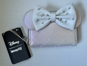 Loungefly Disney Minnie Mouse Pink Pearl Mini Zipper Wallet - Picture 1 of 3