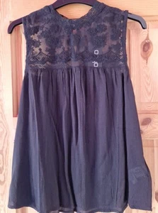 Black Lace Top. Boohoo. Size 8. BNWT - Picture 1 of 4