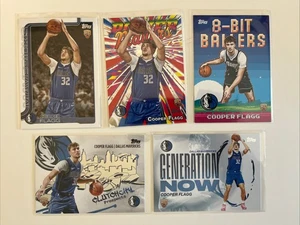 Lote de 5 tarjetas de novato Cooper Flagg 2025-26 Topps buque insignia NBA - Imagen 1 de 2