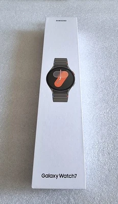 OFFICIAL SAMSUNG GALAXY WATCH7 (GREEN) 40mm BLUETOOTH WI-FI GPS  *RRP £239.00* - Image 1 of 4