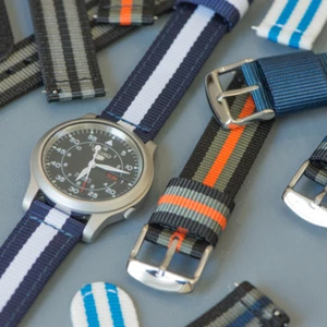 2 Stück RAF Nylon Ersatz Schnellverschluss Uhrenarmband - Bild 1 von 57