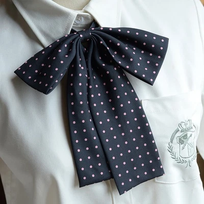 Childrens Style Collared Brooch With Polka Dot Pattern For School - Image 1 of 4