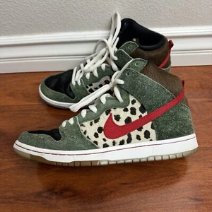 Dunk High SB Walk The Dog Size 11 - Picture 1 of 9