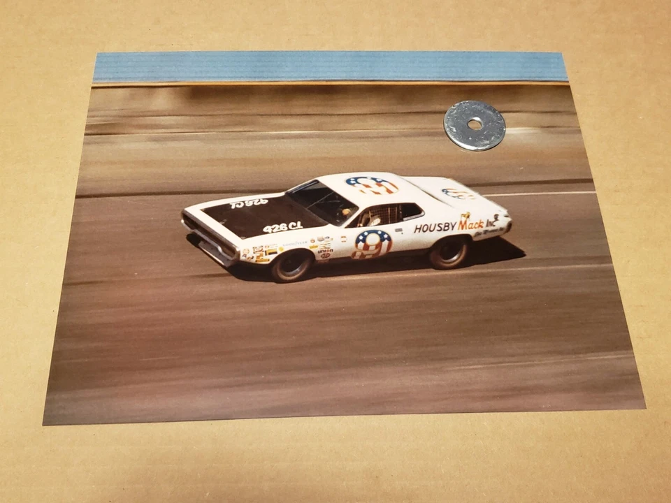 Pete Hamilton 1972 Plymouth Road Runner 8 X 10 Photo Daytona 500 Housby Mack - Image 1 of 1