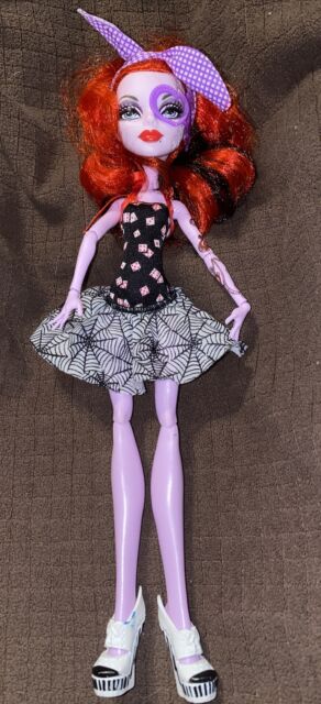 BONECA MONSTER HIGH OPERETA MATTEL CBP34/CBP37