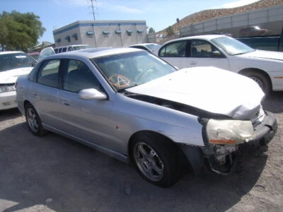 Conjunto de filtro de aire usado se adapta a: Saturn L SERIES 2005 3,0 L VIN R octavo dígito grado Foto 1 de 4