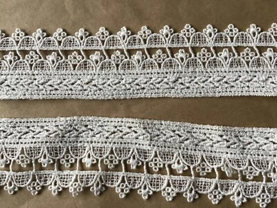 9 1/2 Yds  Lovely Scalloped Ecru Cotton Venise Lace Edge - Image 1 of 2