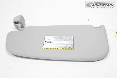 2015-2022 RAM PROMASTER CITY PÁRA-SOL DIANTEIRO DIREITO DO PASSAGEIRO LATERAL COM ESPELHO FABRICANTE DE EQUIPAMENTO ORIGINAL - Imagem 1 de 4