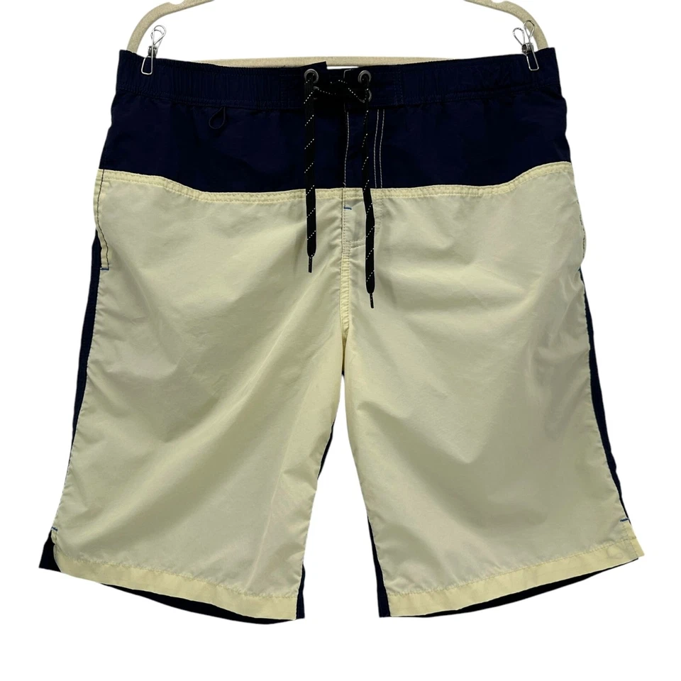 Carbon 2 Cobalt Nylon Navy Blue Pale Yellow Swim Trunks Short Mens Large - Image 1 of 4
