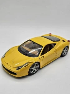 Ferrari 458 Italia Yellow F142 Bburago Diecast 26003 BNIB 1:24 Scale Model Car - Picture 1 of 6