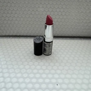 Rossetto RIMMEL finitura duratura #010 DIZZY così com'è RARO - Foto 1 di 3