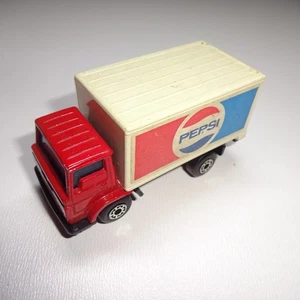 Modellauto Matchbox für Sammler und Bastler Dodge Commando - Picture 1 of 4