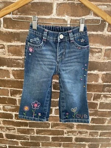 NWT BABY GAP GIRLS 18-24 MONTHS EMBROIDERED JEANS FLOWERS BUTTONS LOVE DENIM - Picture 1 of 5