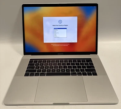 Apple MacBook Pro 15" 2017 i7-7820HQ @ 2.9GHz 16GB 512GB SSD Ventura 13.2 - Image 1 of 4