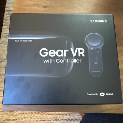 Samsung Gear VR With Controller Headset SM-R324 - Image 1 of 3