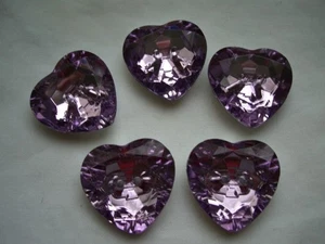 PURPLE, DIAMOND CUT, JEWEL EFFECT SPARKLY HEART SHAPED  BUTTONS x 5 Free P & P - Picture 1 of 3
