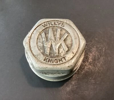 1920s Brass Era Willys Knight Threaded Center Grease Wheel Hub Cap Free Ship - Image 1 of 4