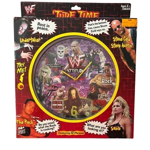 Reloj de pared parlante vintage 1999 WWF/WWE Steve Austin Undertaker Rock Sable NUEVO - Imagen 1 de 23