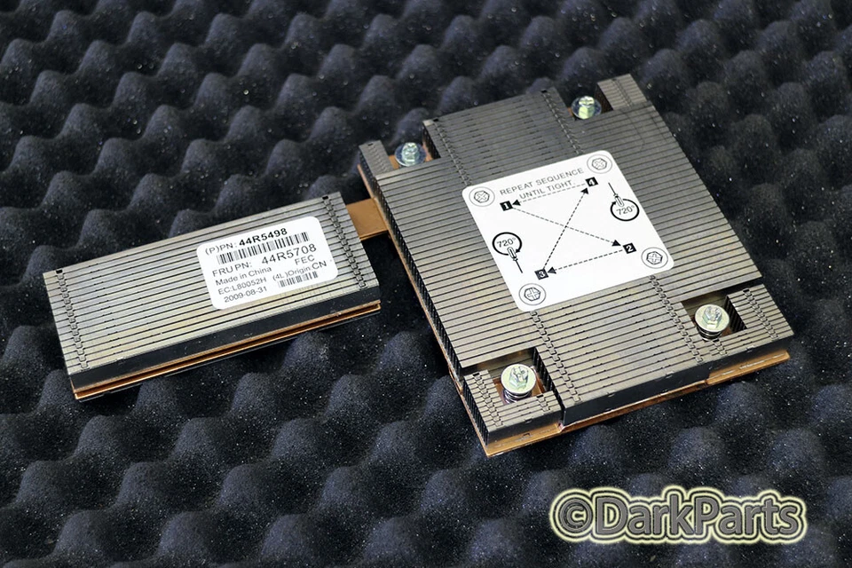 IBM BladeCentre HS12 Heatsink FRU 44R5708 44R5498 - Immagine 1 di 1