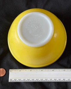Cuenco mezclador vintage Pyrex Primary AMARILLO 401 1,5 pt ~ excelente estado - Imagen 1 de 4