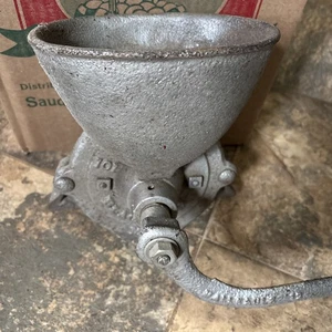 Antica toppa in ghisa Black Hawk 101 Grist Mill A.H. Clarksville,TN - Foto 1 di 9