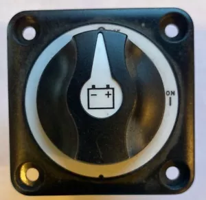 880062 SR Series manual battery disconnect switches Littelfuse - Picture 1 of 4