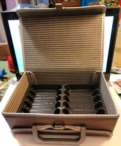 Vintage Brown Portable Cassette Storage Carry Case Holds 12 Tapes - Picture 1 of 6