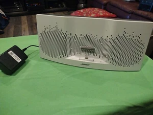 Bose SoundDock XT Speaker Music System  White/Gray Model 415209 Tested for Apple - Picture 1 of 4