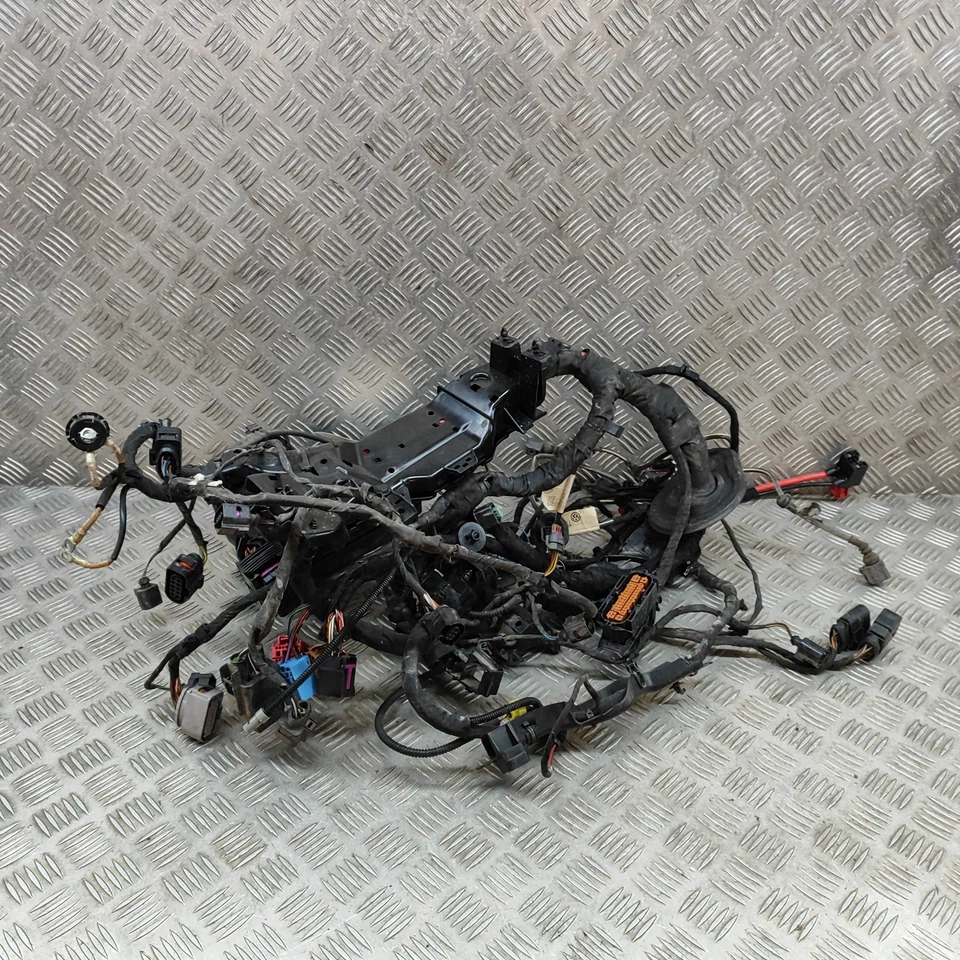 Cablaggio motore SKODA OCTAVIA 5E 5Q0937132B 1.5 Benzina RHD - Immagine 1 di 4