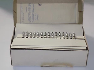 30x D814A Stabilitron Spannungsregler Zenerdiode -( 3-40mA 8V 0,34W )- Д814А - Bild 1 von 8